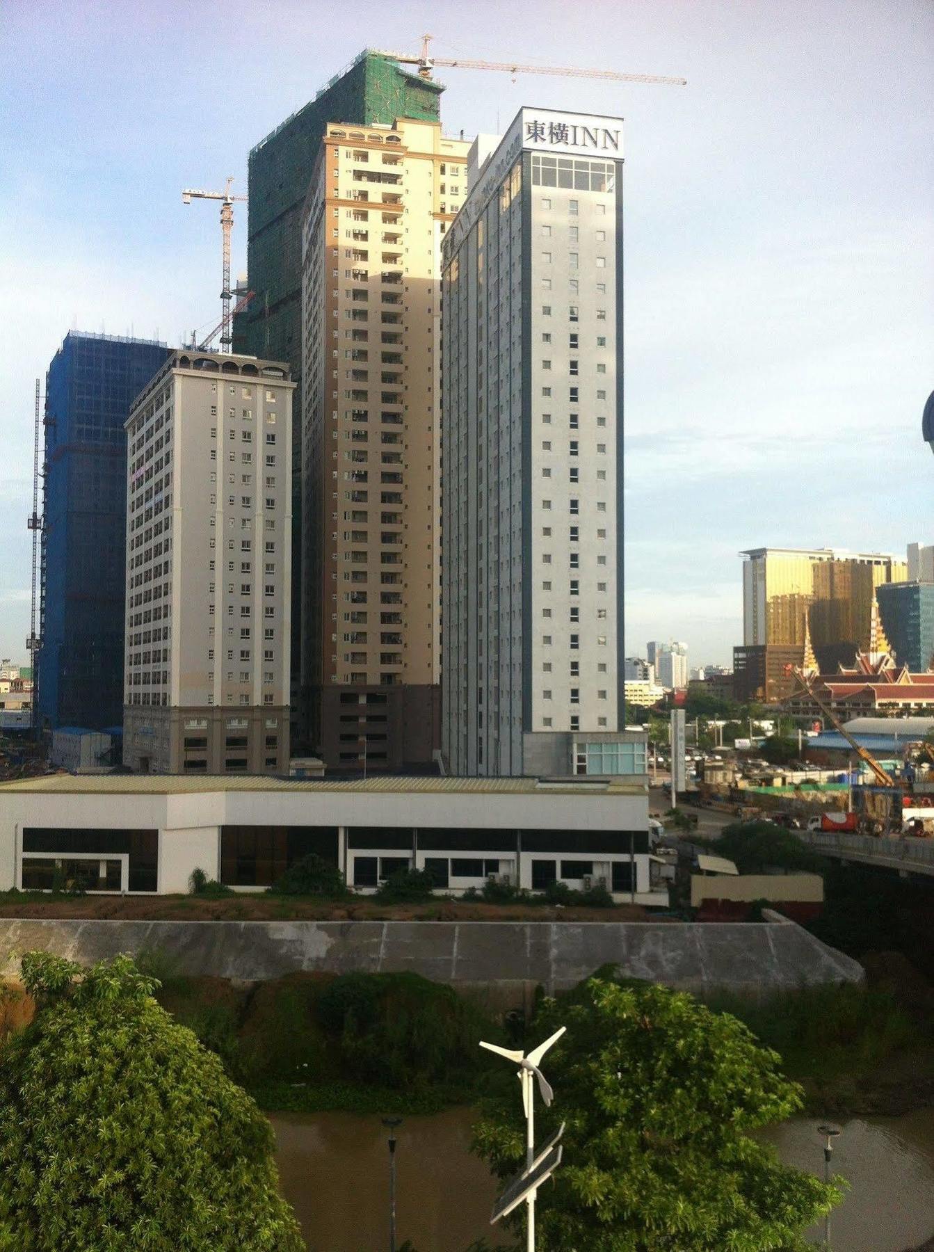 Hotel Ofuro Phnom Pen Exterior foto